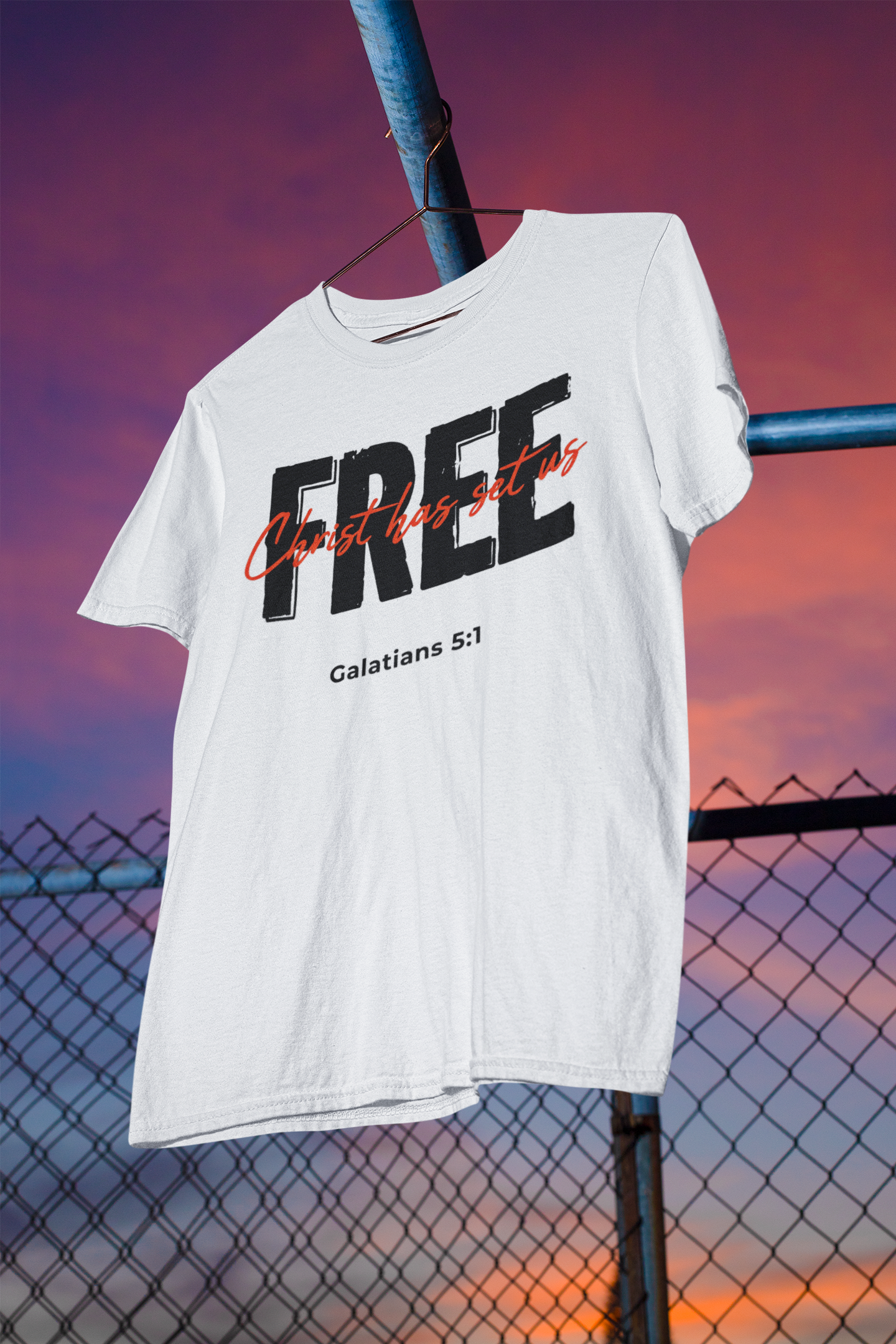 Christ Has Set Us FREE Galatians 5:1 T‑Shirt